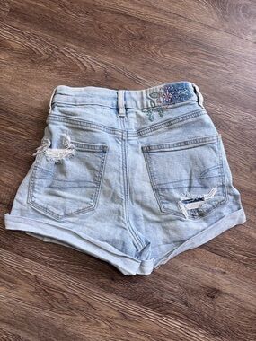 American Eagle Outfitters Light Wash Curvy Mom Short